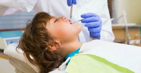 Лечение зубов детям под наркозом