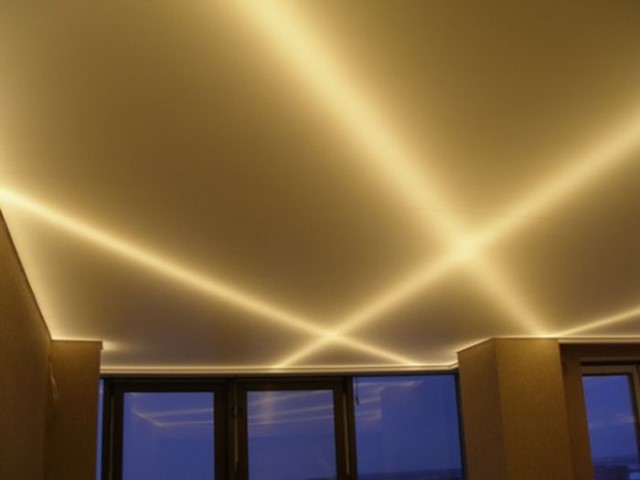 Подсветка натяжного потолка изнутри