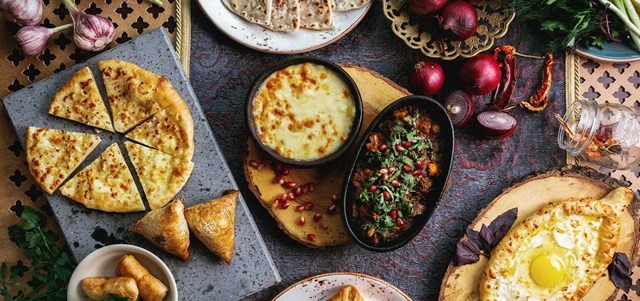 Путеводитель по грузинской кухне: как не потеряться в меню?
