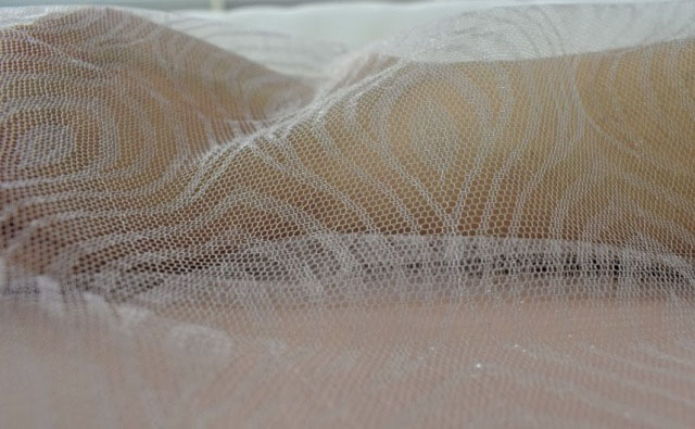 Универсальный материал для пошива свадебных платьев